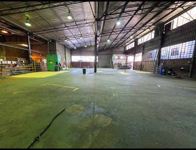 1,487M² WAREHOUSE FOR SALE IN BOOYSENS RESERVE